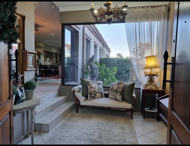 4 BEDROOM HOUSE FOR SALE IN SAFARI GARDENS